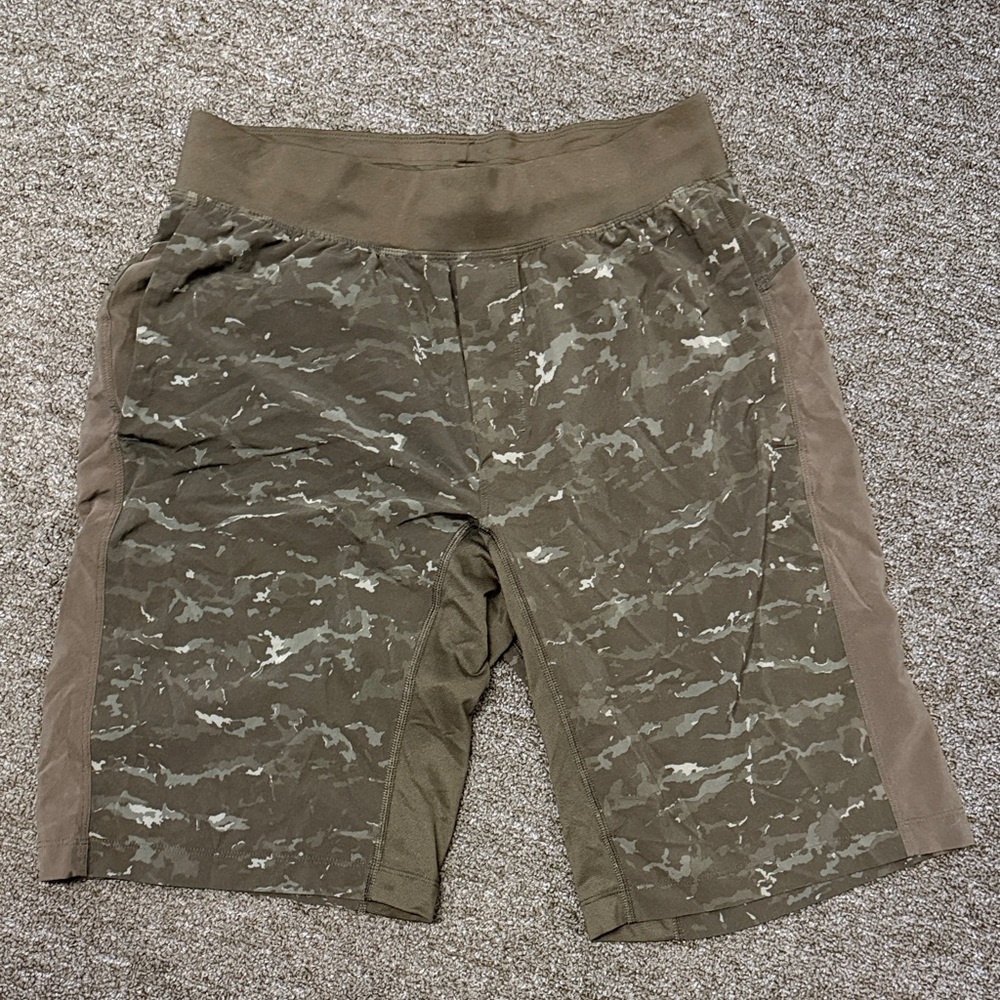 Lululemon Men's Camouflage Shorts